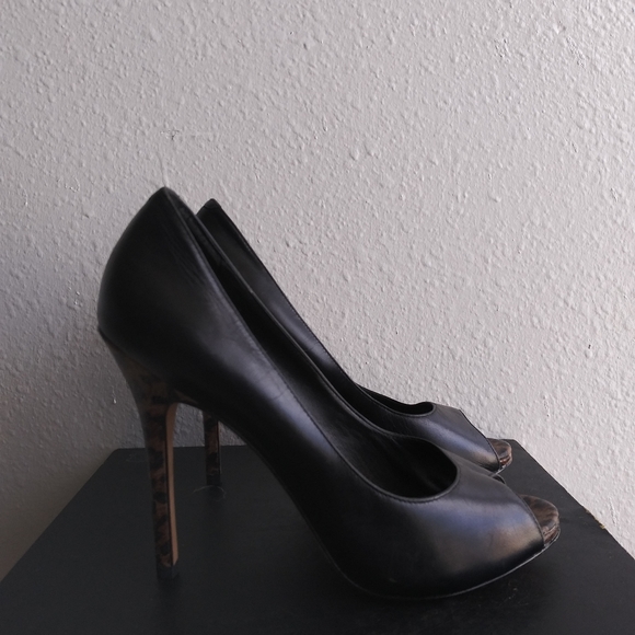 SAKS FIFTH AVENUE Peep Toe Pumps - Picture 2 of 5